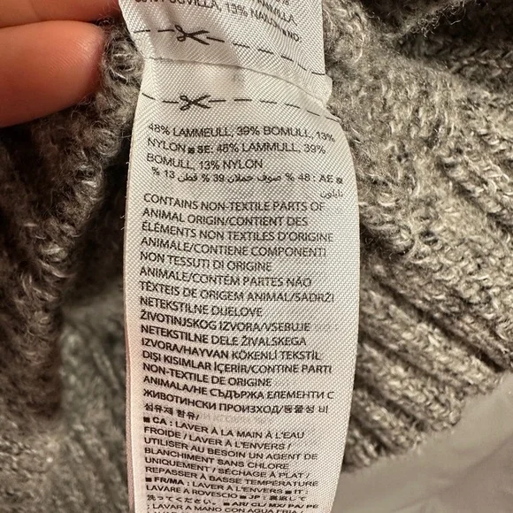 Banana Republic cozy knit turtleneck lambswool cable sweater women’s small gray - Picture 7 of 9